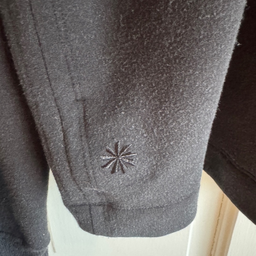 Athleta Black Cropped Sweatshirt Pullover | Size M | Soft Cozy - Picture 8 of 8